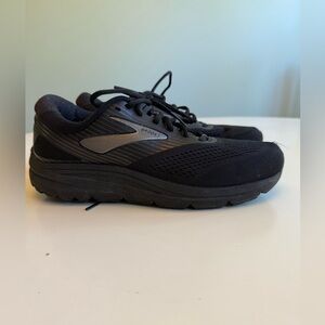 Brooks Addiction Black Athletic Sneakers